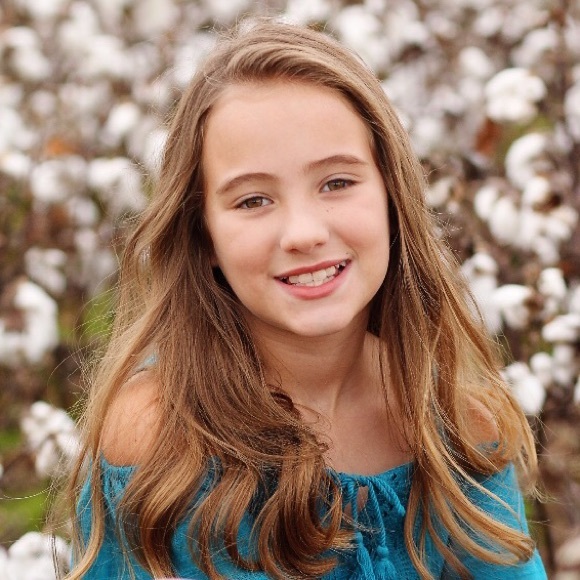 Meet your Posher, Emma - Picture 1 of 1